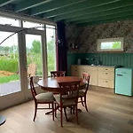 De Rooie Hooimijt Bed and breakfast Ammerzoden