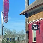 De Rooie Hooimijt Bed and breakfast 3*