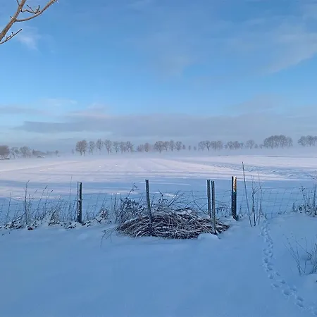 De Rooie Hooimijt Bed & Breakfast 3*