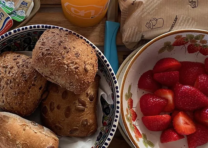 Bed & Breakfast De Rooie Hooimijt