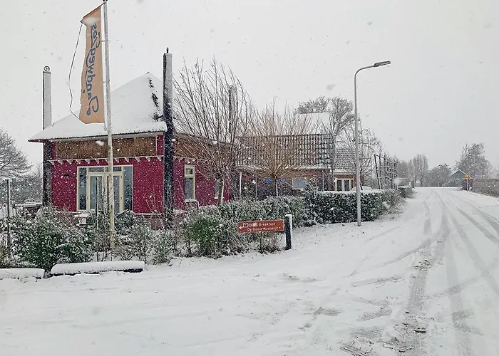 Bed & Breakfast De Rooie Hooimijt