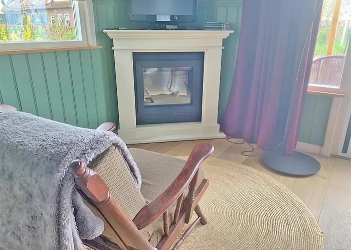 De Rooie Hooimijt Bed & Breakfast Ammerzoden