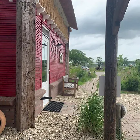 De Rooie Hooimijt 3* Ammerzoden